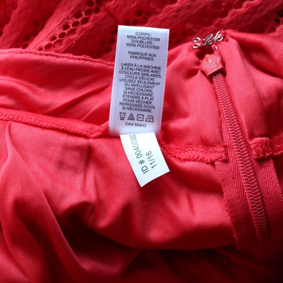 Express Pleated Flair Mini Skirt Bright Red Textured Elastic High Waist Size 12 - Picture 6 of 6